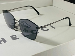 Óculos HELCCI - Modelo Chafariz na internet