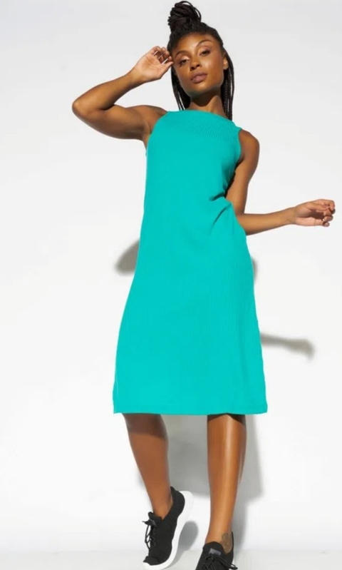 Vestido Canelado Midi