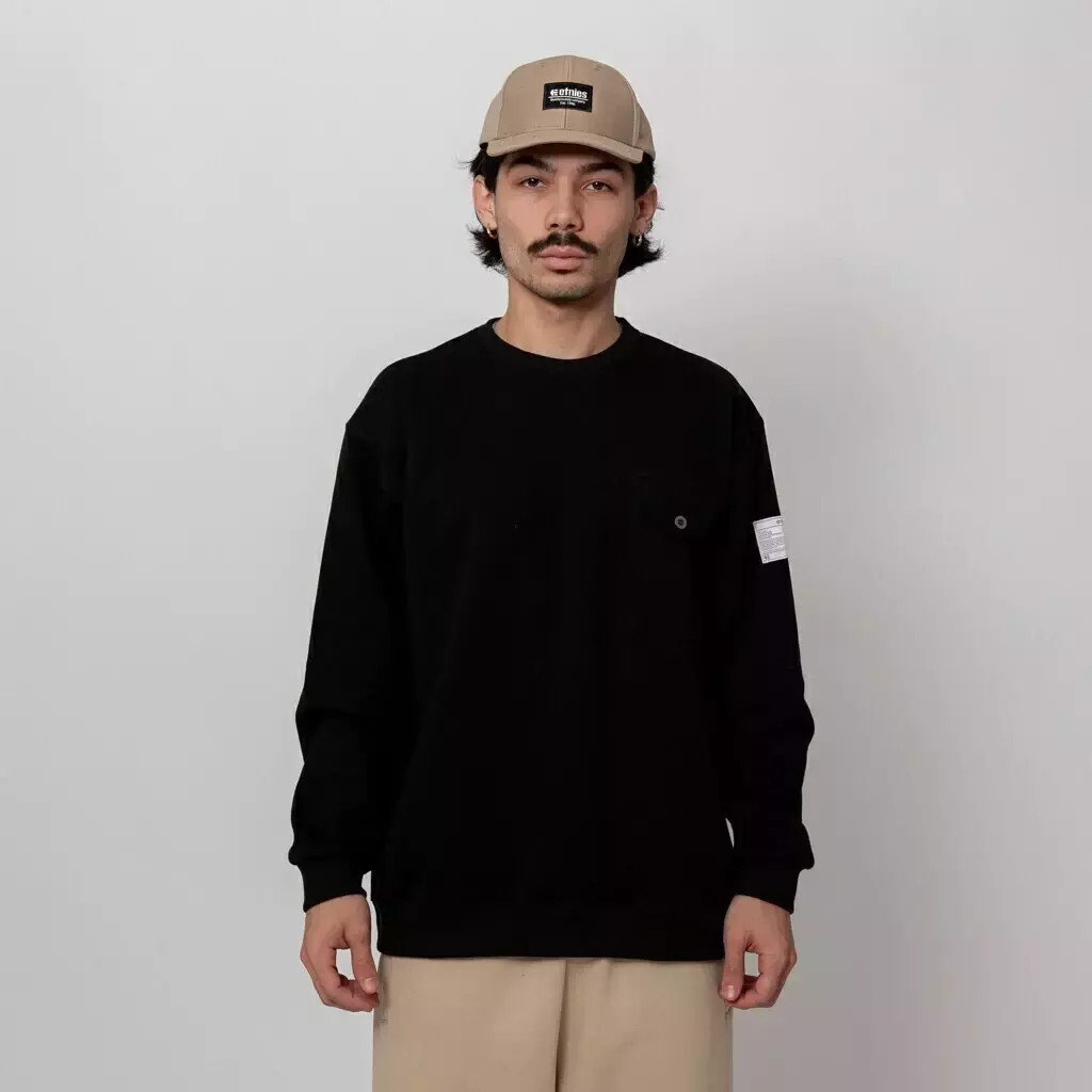BUZO ETNIES POCKET CREW NEGRO