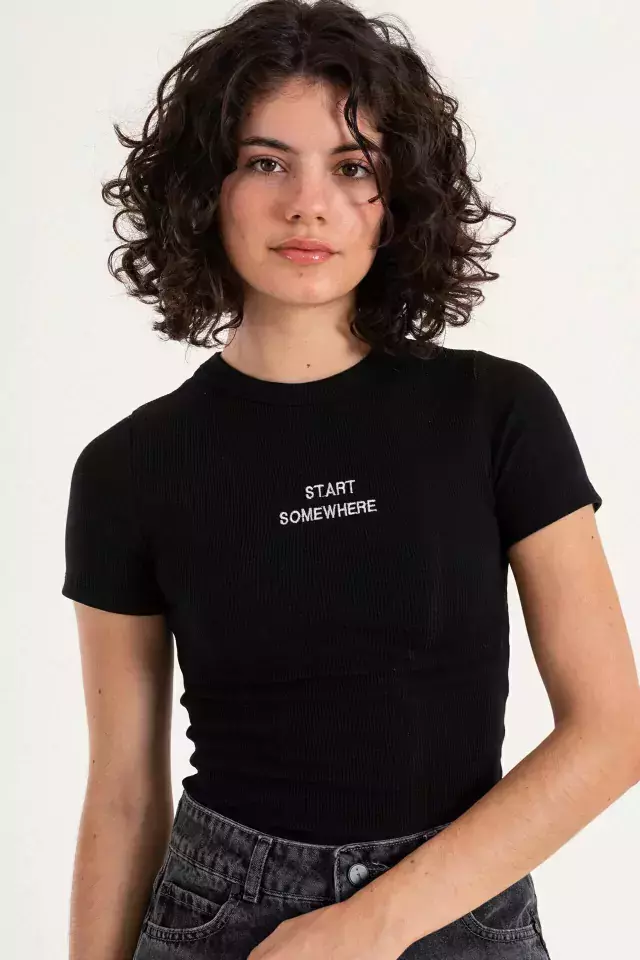 REMERA ISOSTASIA NEGRA START