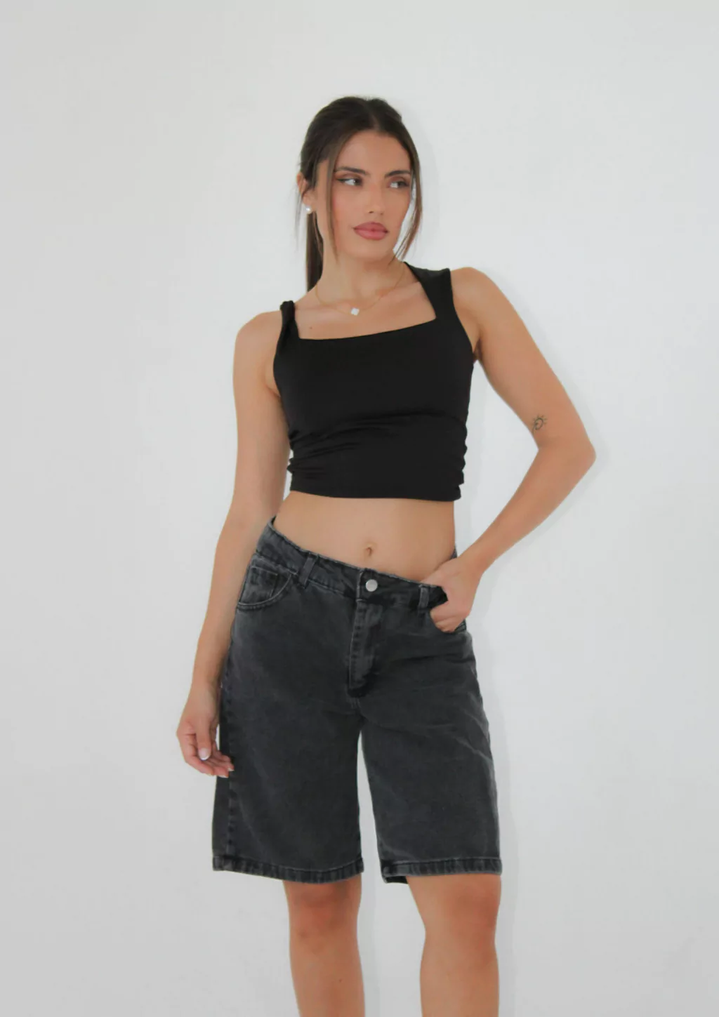 BERMUDA MUJER NOVA