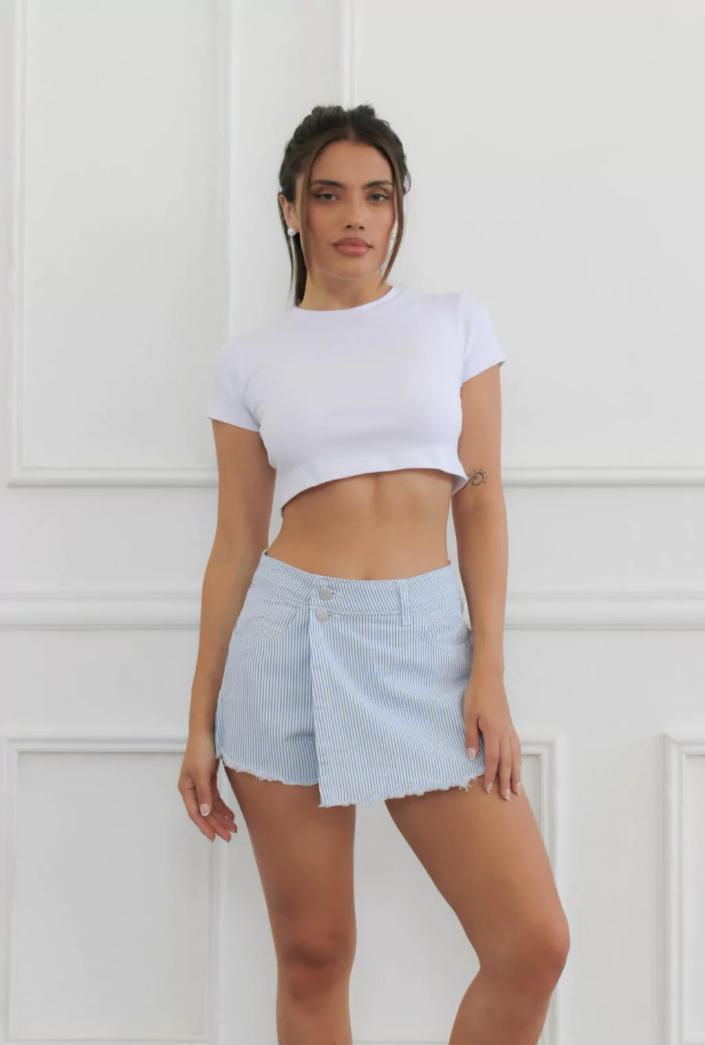 SKORT RAYADO CELESTE MILO