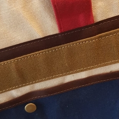 SACOLA BOLSA M EM LONA ENCERADA, ALÇA ALONGADA - COLORS, BOLSO AZUL - comprar online