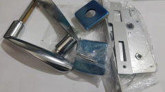 FECHADURA AROUCA WC FLY 408449/40 ZCE QUADRADA
