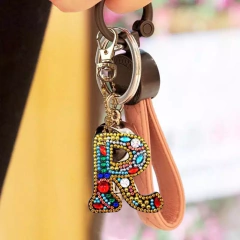 CHAVEIRO LETRA "F" - comprar online