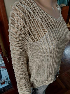 Imagen de Sweater liviano tejido calado Charles