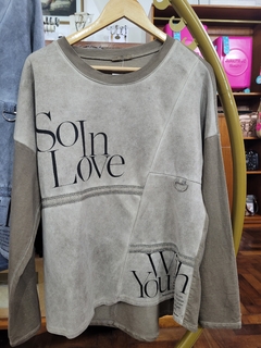 Buzo So In Love - tienda online