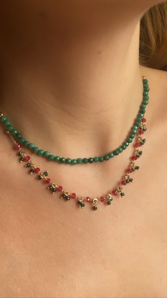 colar jade verde e rosa