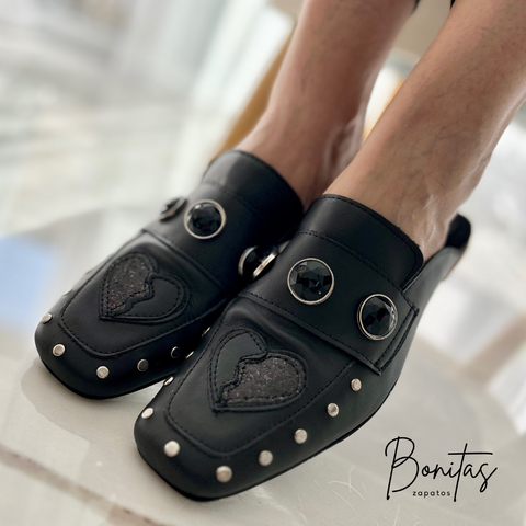 Zueco Coquette cuero negro art 479