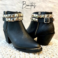Bota Telma cuero negro art 474