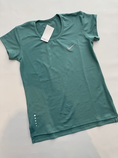 Remera dry fit - Sorella