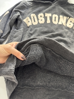 Buzo Over boston frisado - comprar online