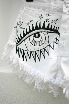 Short eyes gloss blanco en internet