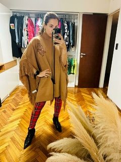 Poncho cherryboom en internet