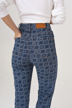 Jean monogram en internet
