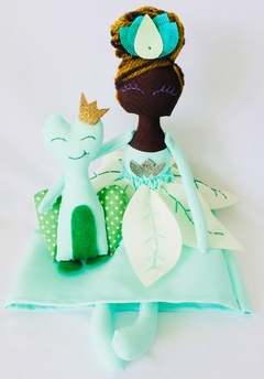 Boneca A Princesa e o Sapo Artesanal na internet