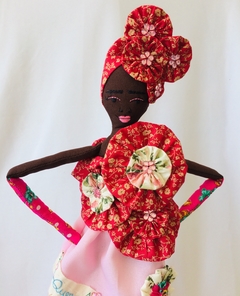 Boneca Artesanal Sinhá Rosa Clara