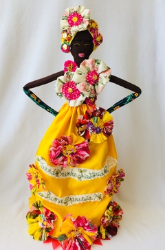 Boneca Artesanal Sinhá Crioula Dourada