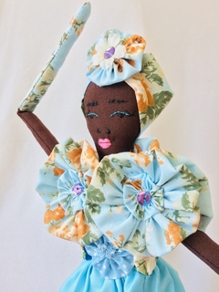 Boneca Artesanal Sinhá Celeste Rio - comprar online