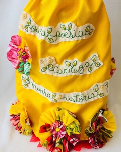 Boneca Artesanal Sinhá Crioula Dourada - loja online