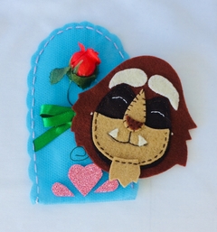 Boneca A Bela e a Fera Artesanal
