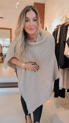 Poncho Olivia - Morena Chá