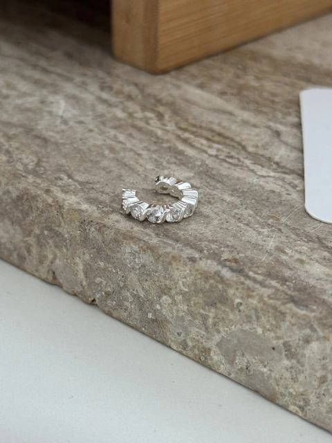 Cuff Diamond
