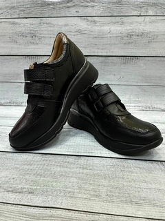 Zapatilla Roma Con Velcro en internet
