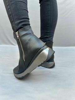 Bota Génova en internet