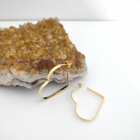 Brinco argola coração banhado a ouro
