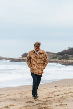 Camisaco Camel - Unisex - Cáhuil Surfwear | Ropa y accesorios