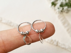 Argollas livianas con dije redondo