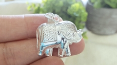 dije elefante macizo