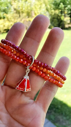 Trío de pulseras de cristal de roca con dije carpa/hoja monstera