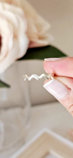 Anillo cuspide