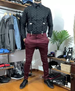 Pantalón de satén corte chino en internet