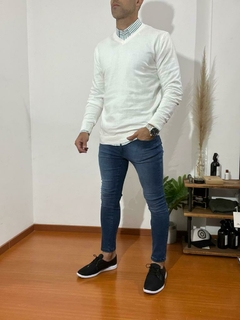 SWEATER Liso Cuello V - comprar online