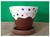 Vasinhos decorados , altura 12 cm , largura 14,5 cm peso 870 g. - comprar online