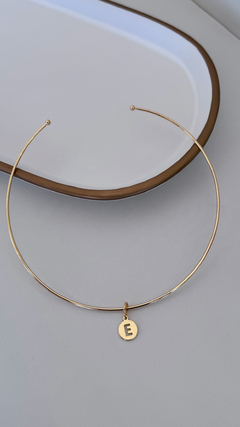 Choker Aro Medalha Letra - comprar online