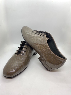 Zapato Dash Charol Graneado en internet