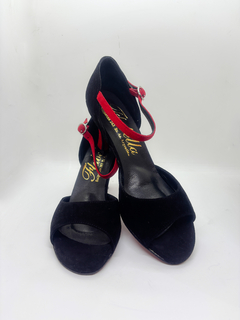 Modelo Greta n/rojo - comprar online