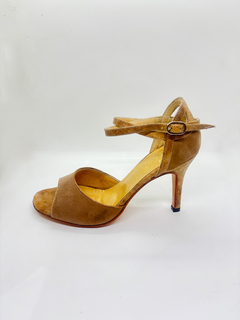Modelo Virna arena