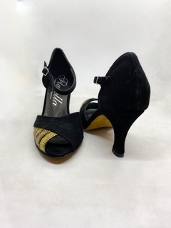 Modelo Artemisia con dore - comprar online