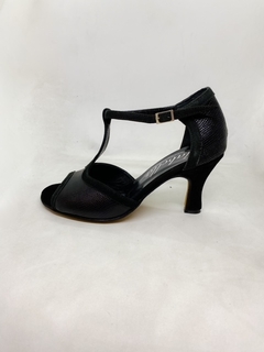 Modelo Rania cue cro