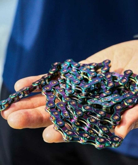 Cadena kmc Aurora blue de 12 velocidades