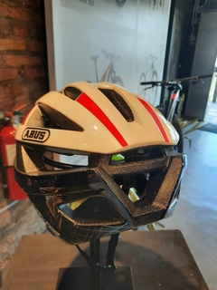 Casco Abus Viantor blaze red talle m - Libertador Bikes