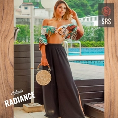 Calça Pantalona preta com fenda - comprar online