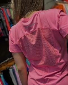 Remera Entrenamiento Power Fit Rosa en internet