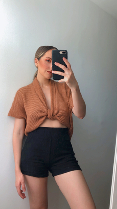 BLUSA TRANSPASSADA PARIS MARROM na internet