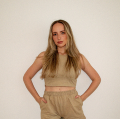 CROPPED ESSENTIAL BEGE